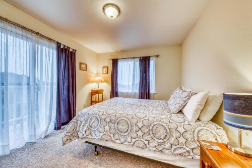 Seventh Street Select image 15