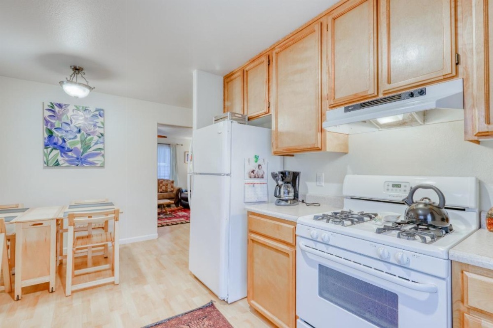 Seventh Street Select