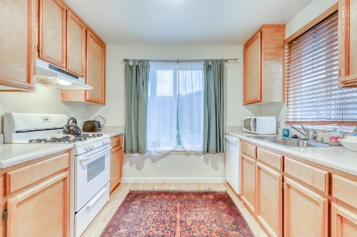 Seventh Street Select image 8